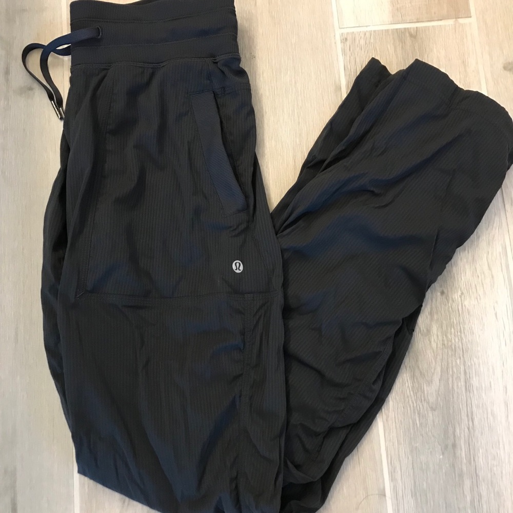 🚫SOLD🚫Lululemon dance studio pants III